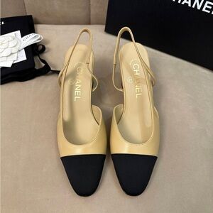 Chanel Women's Beige and Black Slingback Shoes